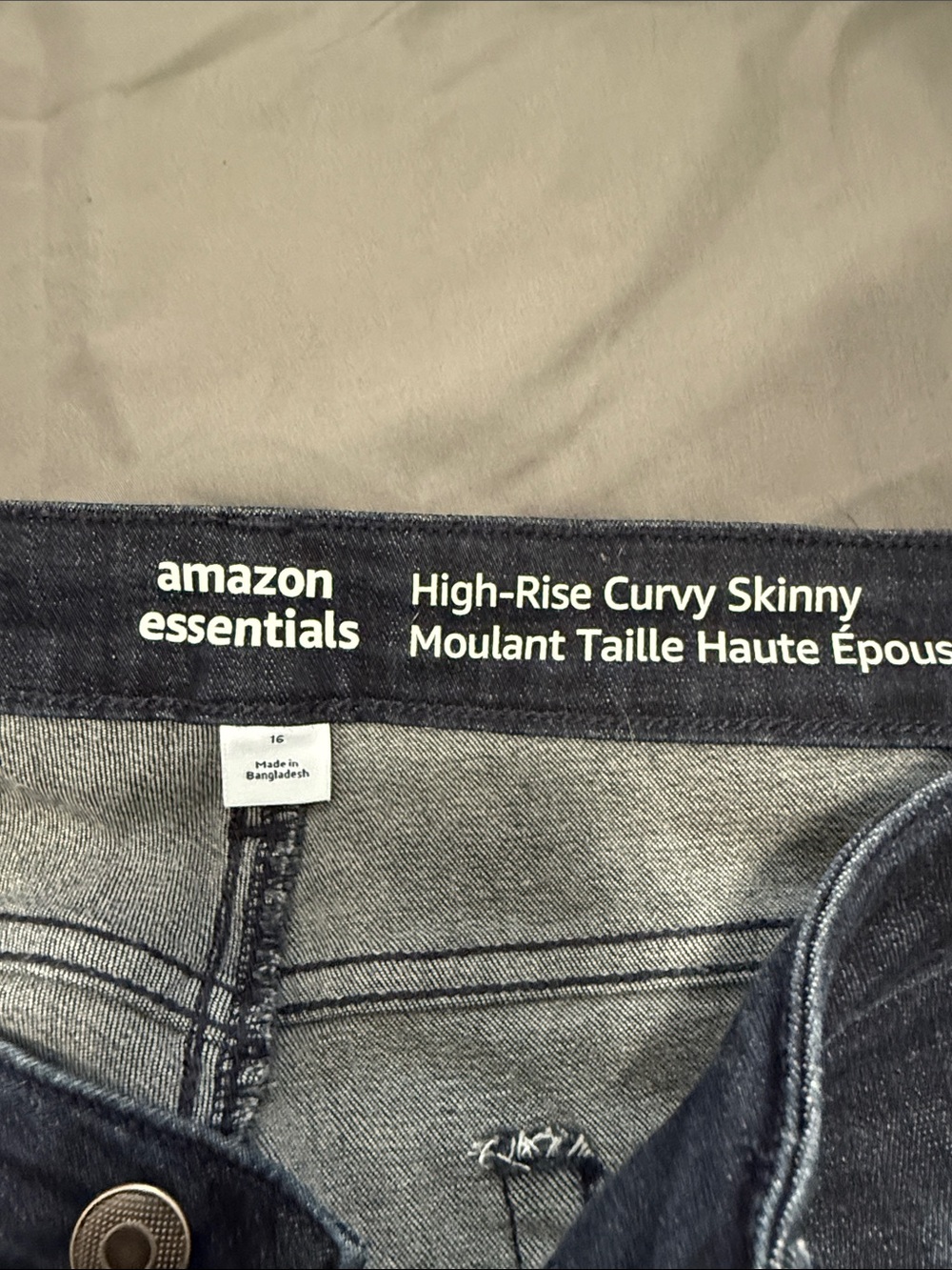 Amazon Essentials Women's High-Rise Curvy Skinny Jeans - Dark Indigo